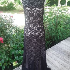 Beautiful Lace Maxi Dress Gown